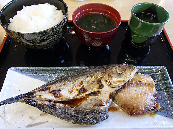 「奥益（おくます）旬の干物定食」（７５０円）